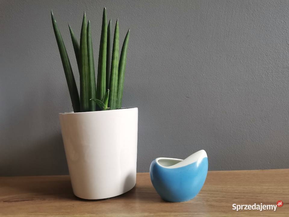 Stary mały wazon Pikasiak porcelana Bogucice E T Porcelana i szkło Katowice