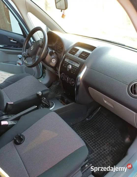Ładny Suzuki SX4 16 Benzyna2008 r roku w kraju Łask sprzedam