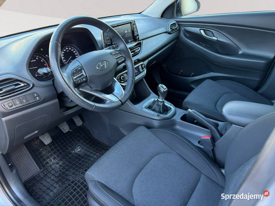 Hyundai i30 WJ0964L15 TGDI 48V Smart Podgrzf I Rok produkcji 2022 Pępowo
