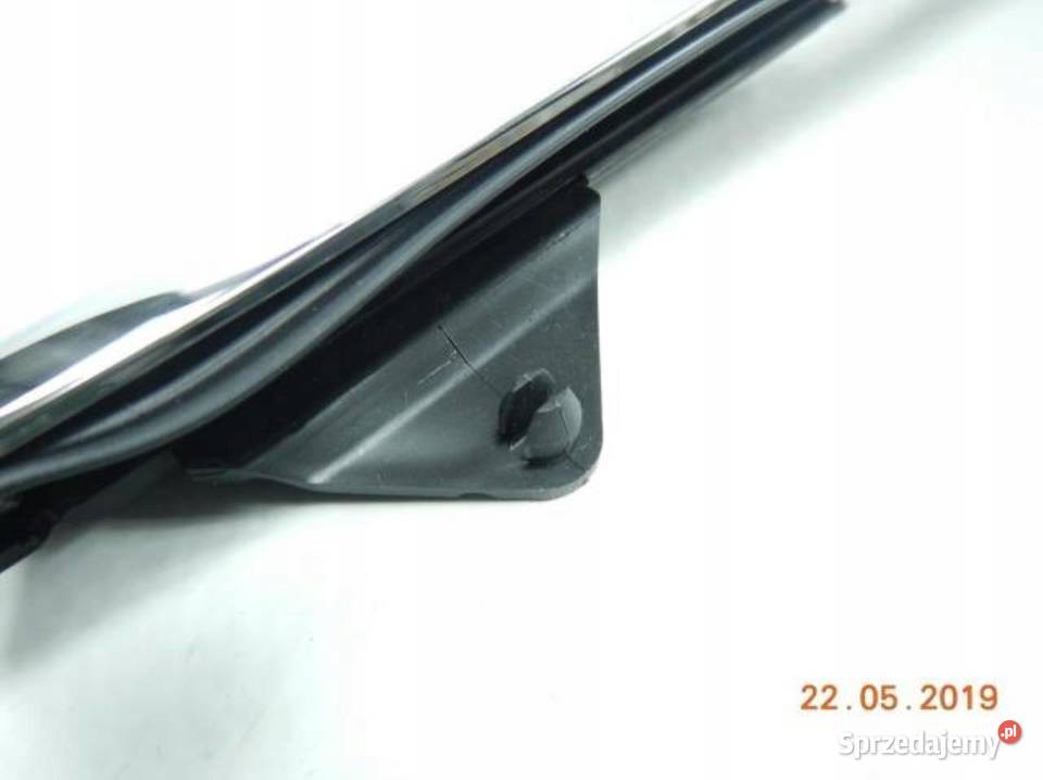 LISTWA ZGARNIAJĄCA LEWY PRZÓD FORD FIESTA 0812 sprzedam