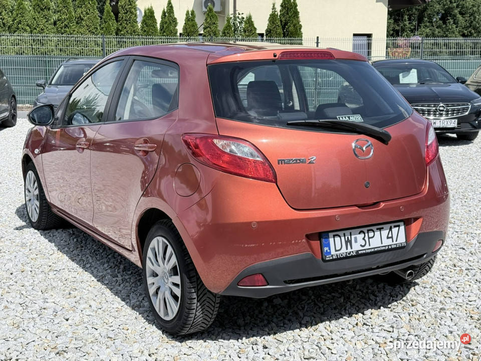 Mazda 2 13 16V MZR 2009 klimatyzacja Salon 117 Hatchback Wrocław