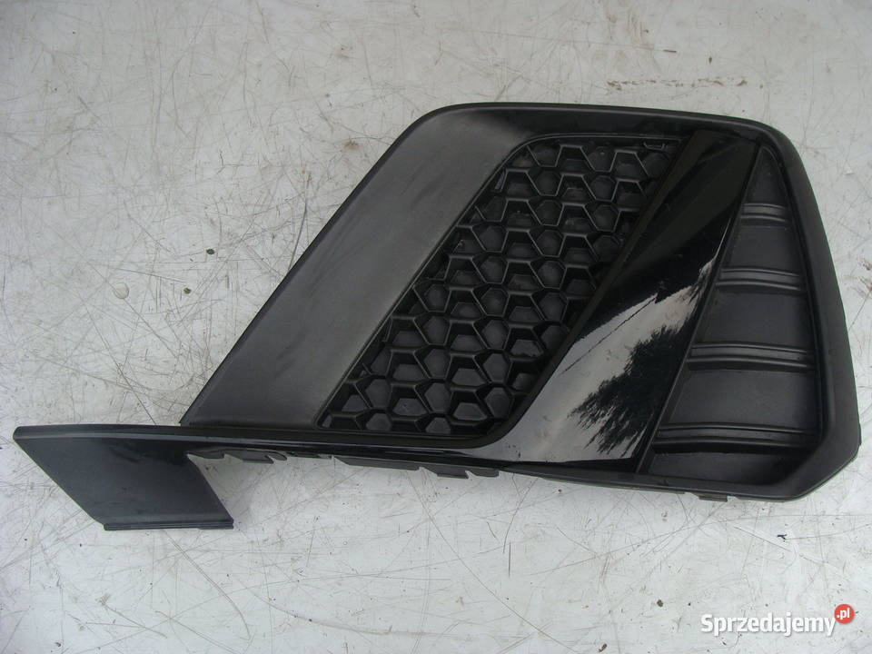 AUDI A1 SLINE KRATKA LEWA ZDERZAKA 82A807681D zachodniopomorskie