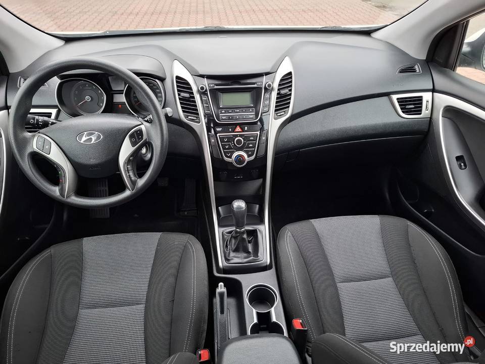 Hyundai I3014 B100SerwisZadbany Pawłów sprzedam