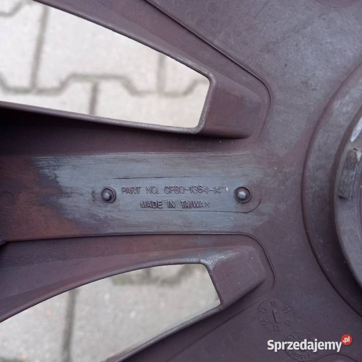 KOŁPAK 14 Uniwersalny CF801364 Pozostałe Kamień Pomorski