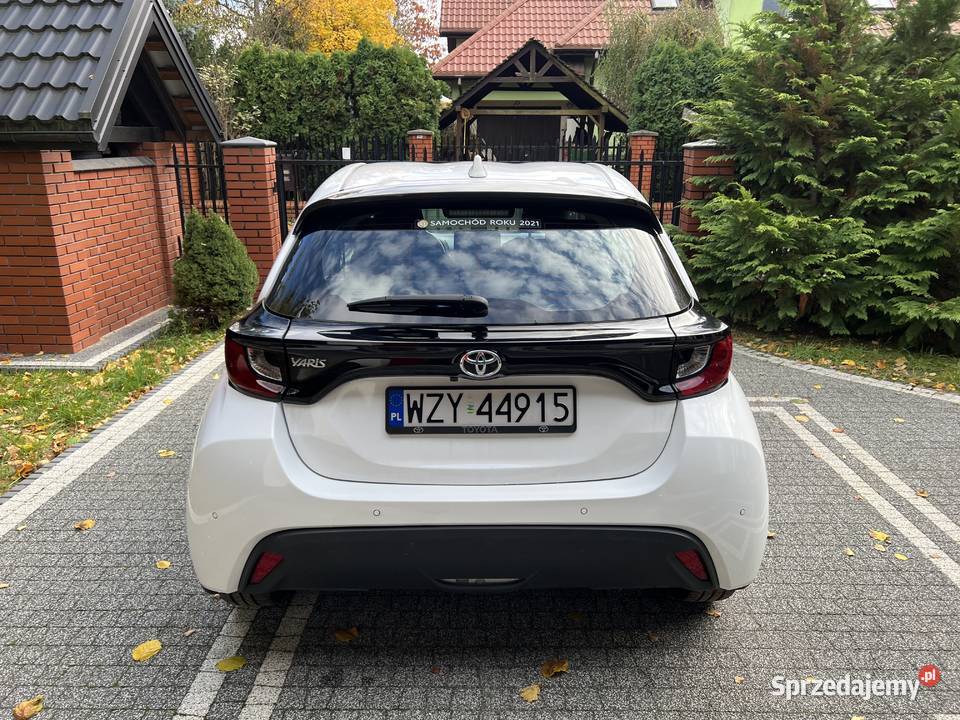 Toyota Yaris 10 benzyna 72 2021 Przebieg 21000 Motoryzacja Żyrardów sprzedam