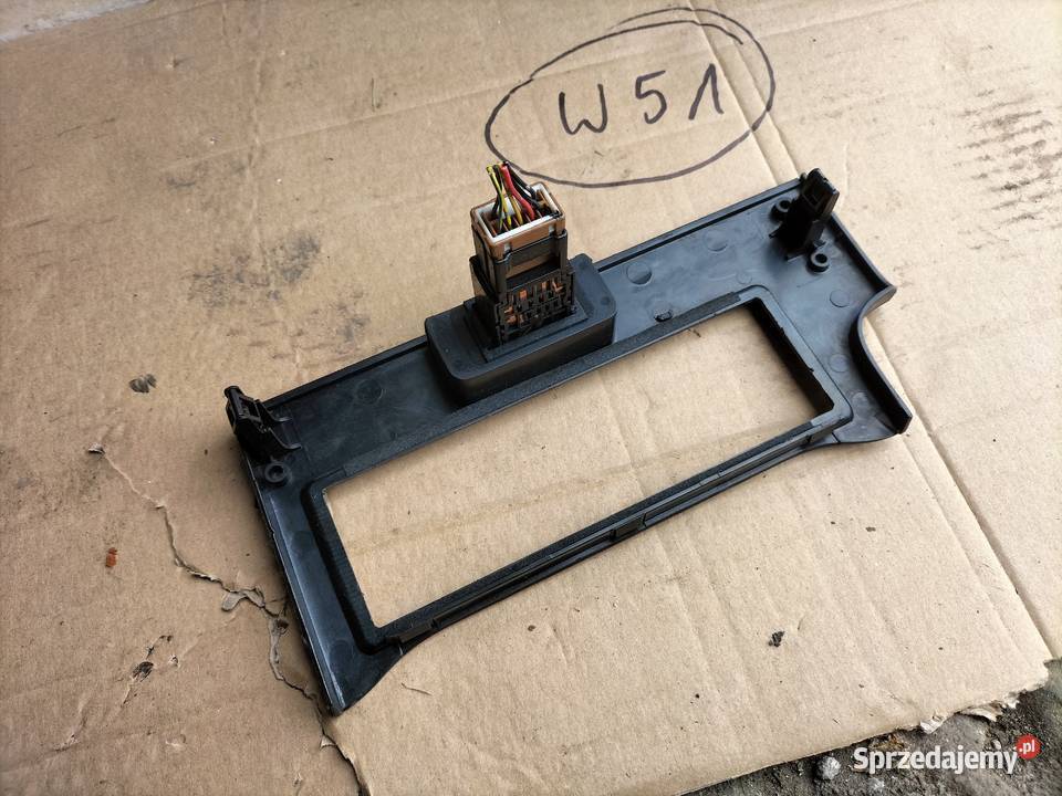 NISSAN PRIMERA P11 P 11 LIFT UCHWYT KIESZEŃ Kamień-Kolonia sprzedam