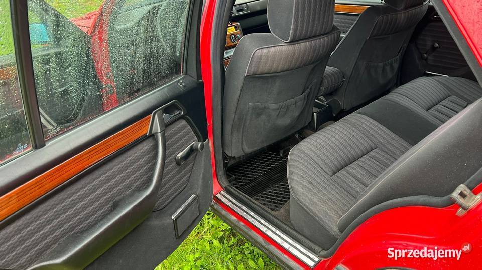 Mercedes W124 250d Zarejestrowany elektryczne lusterka Jawor