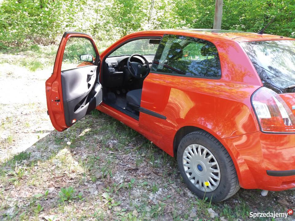 Sprzedam Fiat Stilo czerwony silnik 12 2/3 Szczekociny