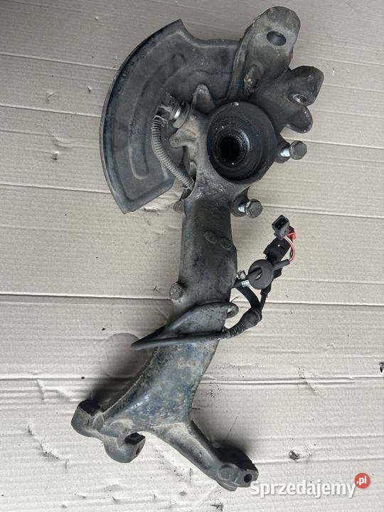 Zwrotnica lewy przód Passat b5 fl 19tdi 130 Bydgoszcz
