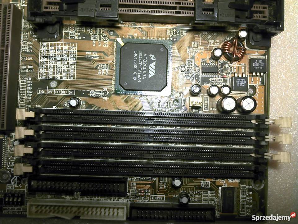 Pentium III 533B51213320V SLOT1 SLBN z 1998 roku Knurów