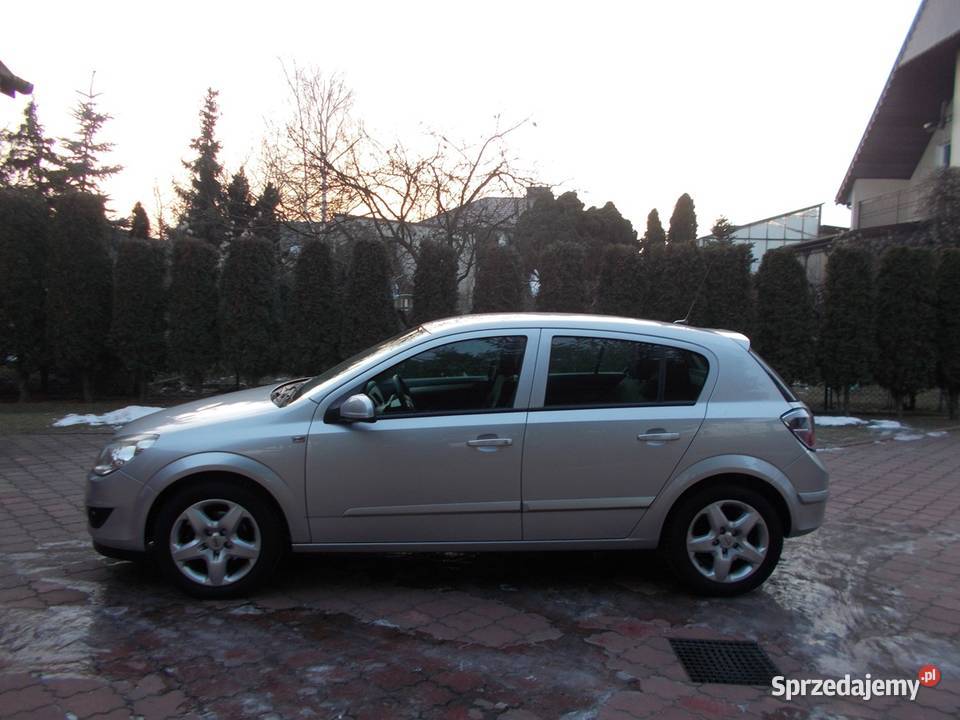 OPEL ASTRA H 16 benz 2008 r 5 drzwi KLIMATRONIK Rok produkcji 2008 Opel łódzkie Uniejów