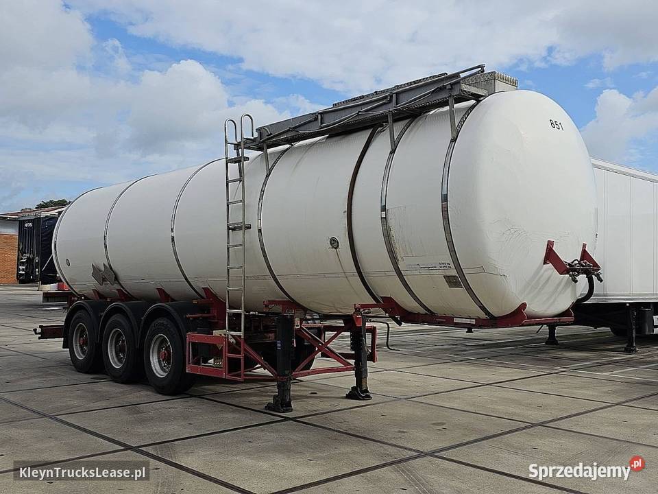 Hendricks CHEMIETANK 30000 LTR ISOLATED cysterna