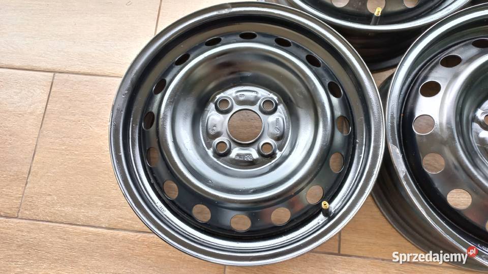 Felgi stalowe Toyota Yaris 2 II 55J x 15CH R15 stalowe Kielce