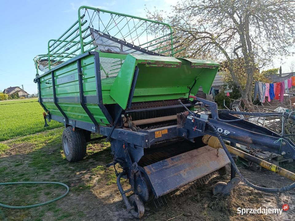 Przyczepa samozbierająca Deutz Fahr k550 Czarnożyły