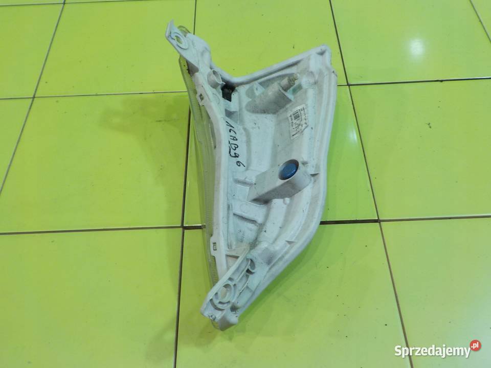 NISSAN LEAF I LIFT 16r HB 5D kierunkowskaz Suków sprzedam
