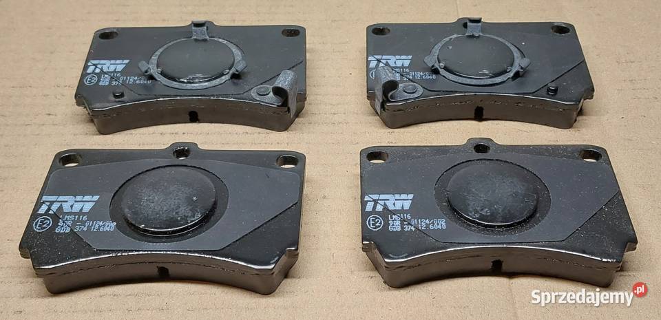 KLOCKI HAMULCOWE PRZÓD MAZDA 121 322 323 FORD Mielęcin sprzedam