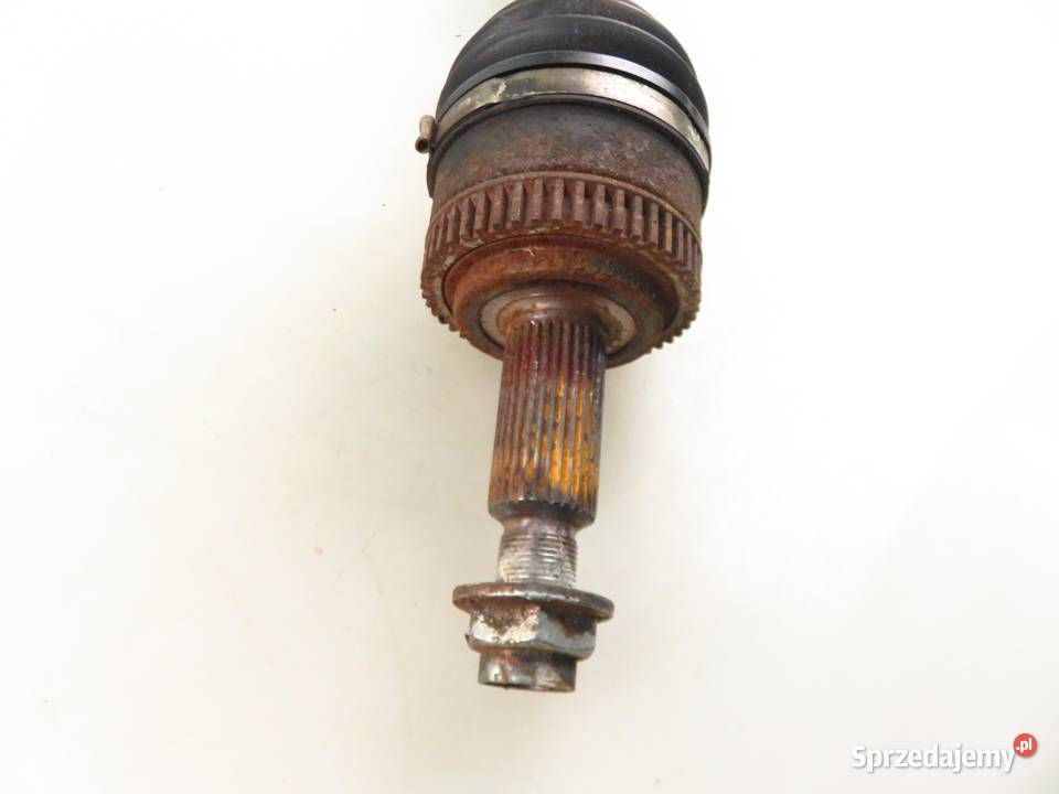 PÓŁOŚ LEWA PRZEDNIA HYUNDAI ix35 20 CRDi