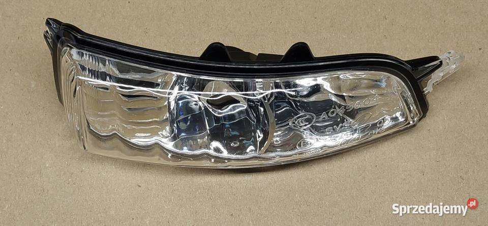 KIERUNKOWSKAZ LUSTERKA PRAWY VOLVO C30 C70 S40 dolnośląskie Mielęcin