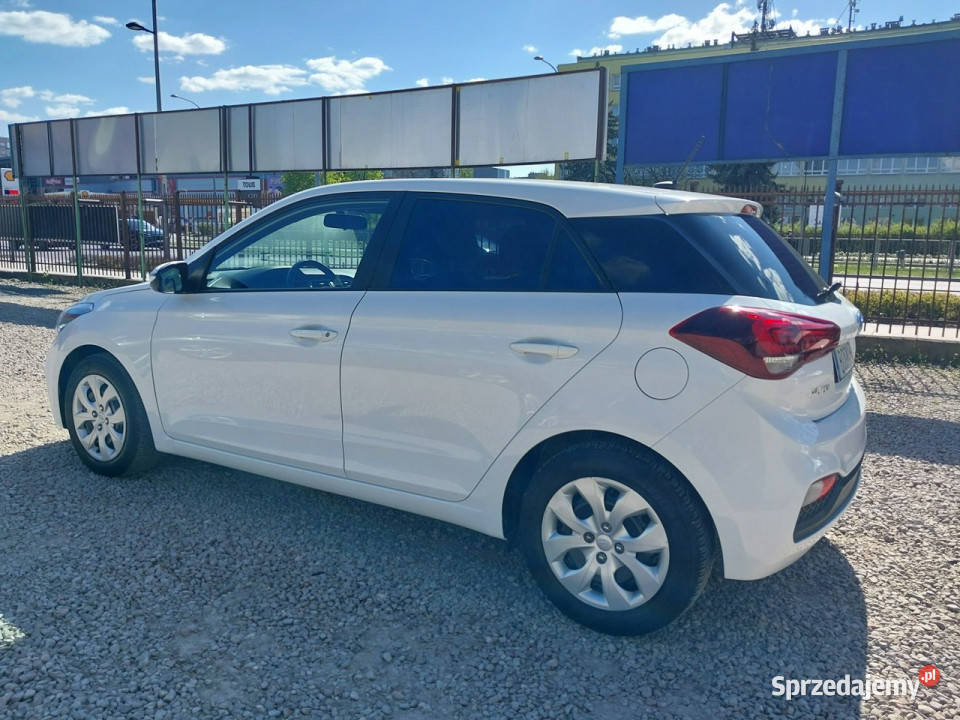 Hyundai i20 SALON 100 bezwypadkowy Kamera centralny zamek Warszawa