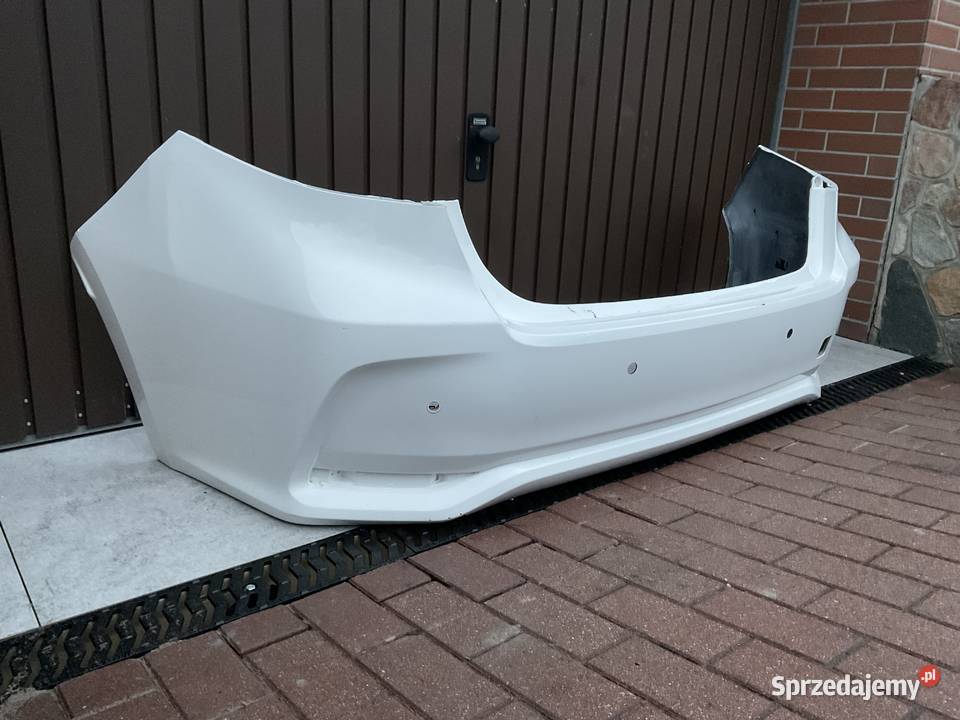 Toyota Corolla E21 Sedan Zderzak Tył