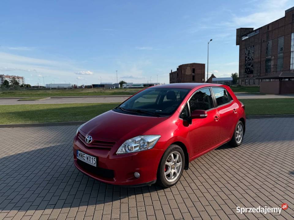 Toyota Auris 16 benzyna Węgrów