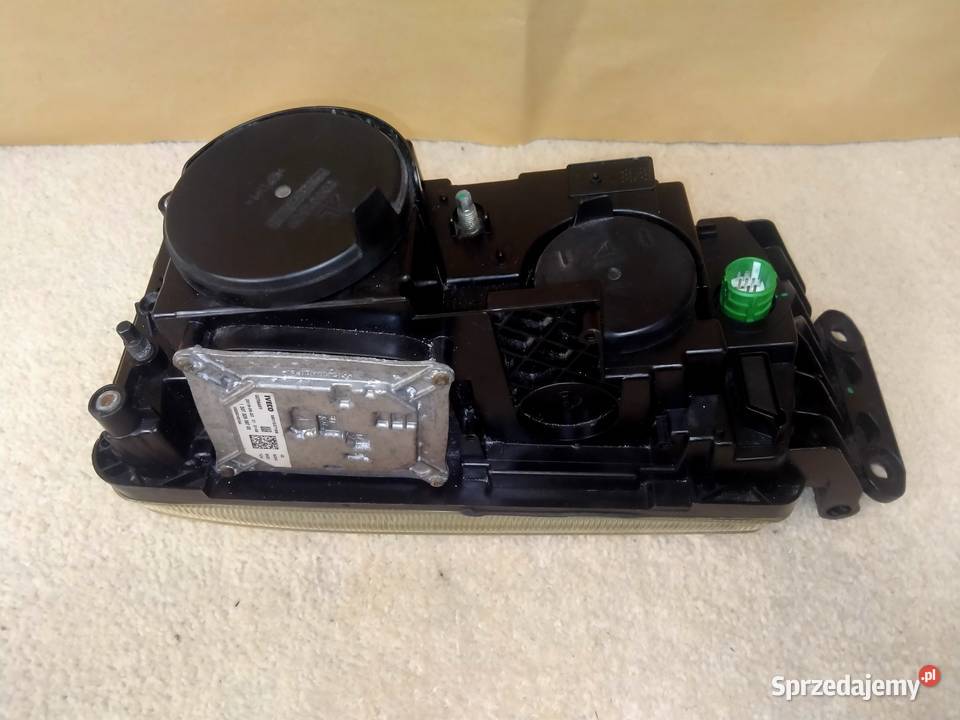 IVECO STRALIS HIWAY CROSSWAY LAMPA LEWA