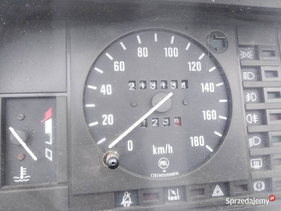 Skoda Favorit licznik zegary prędkościomierz