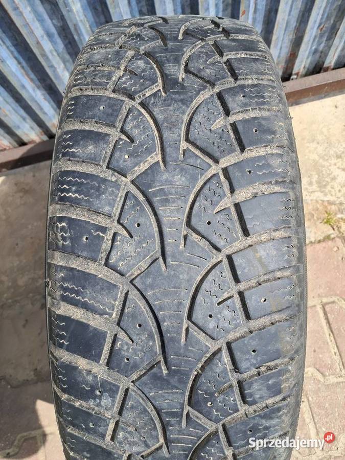 Sprzedam opony 20565R16C zima Bodzentyn
