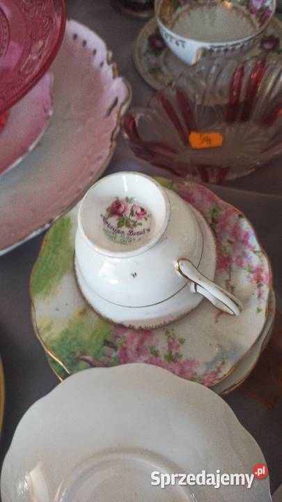 Spodek podstawek Royal Albert Blossonn Time Gdańsk