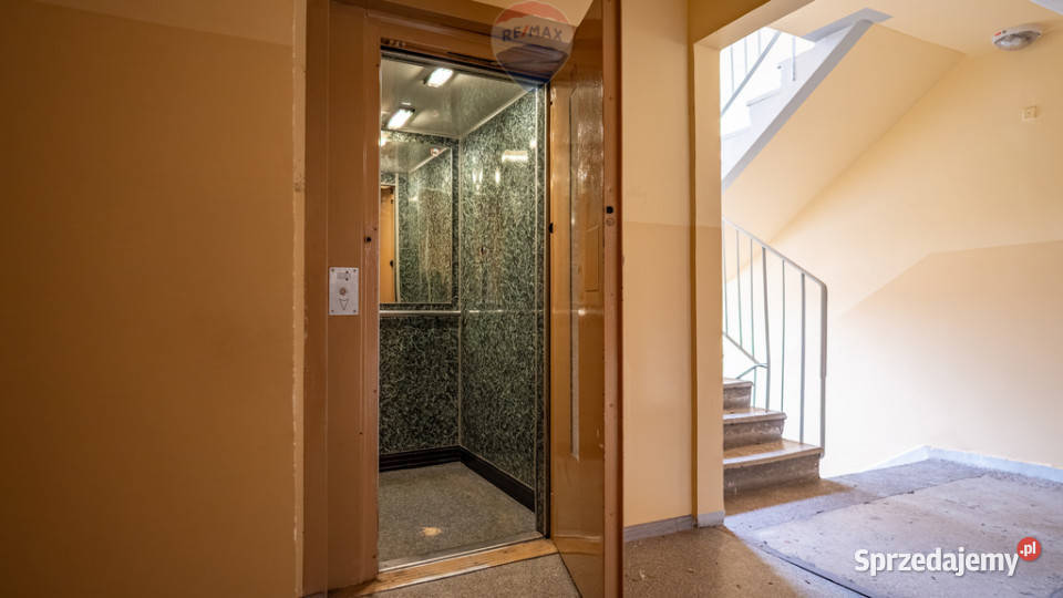 kawalerka do remontu w doskonałej lokalizacji łódzkie Łódź sprzedam