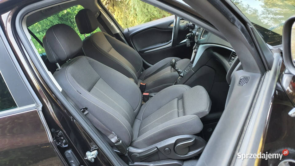 Opel Zafira 14T 140 NAVI Parktronic Piękny Kolor wielofunkcyjna kierownica Zafira Chmielnik
