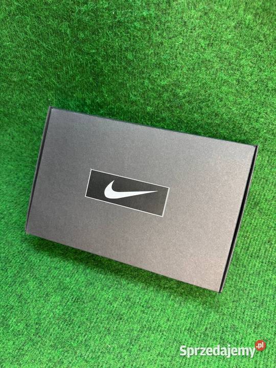 Nike Wysokie Białe Czarne Skarpety Boks 9 par