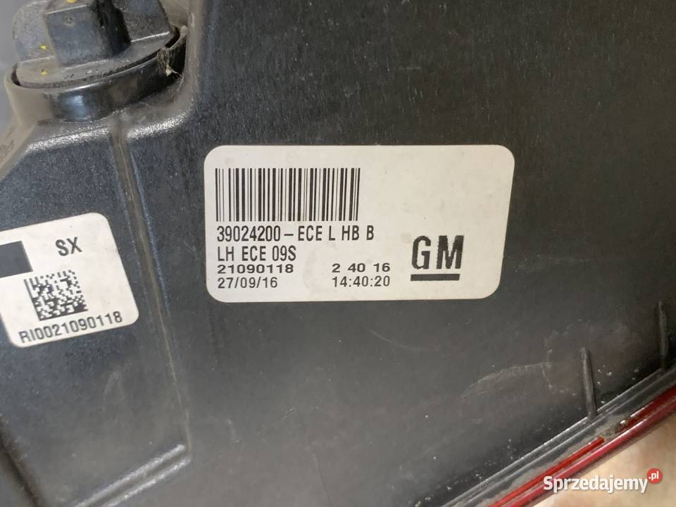 Lampa OPEL INSIGNIA I Lift 13 Tył Tylna Prawa HB Barwałd Dolny