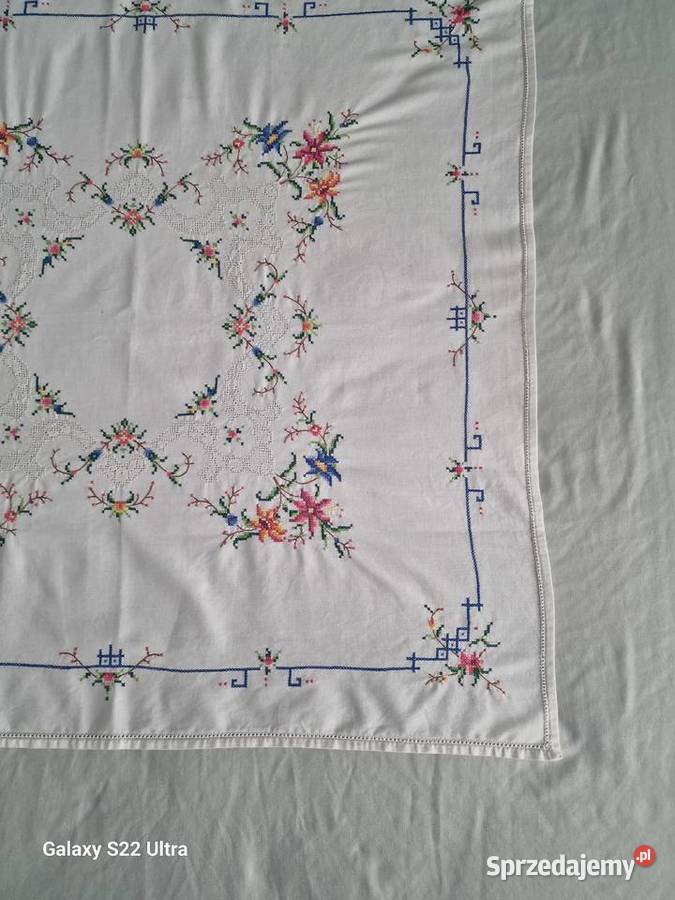 Serweta ręcznie haftowana Skierniewice