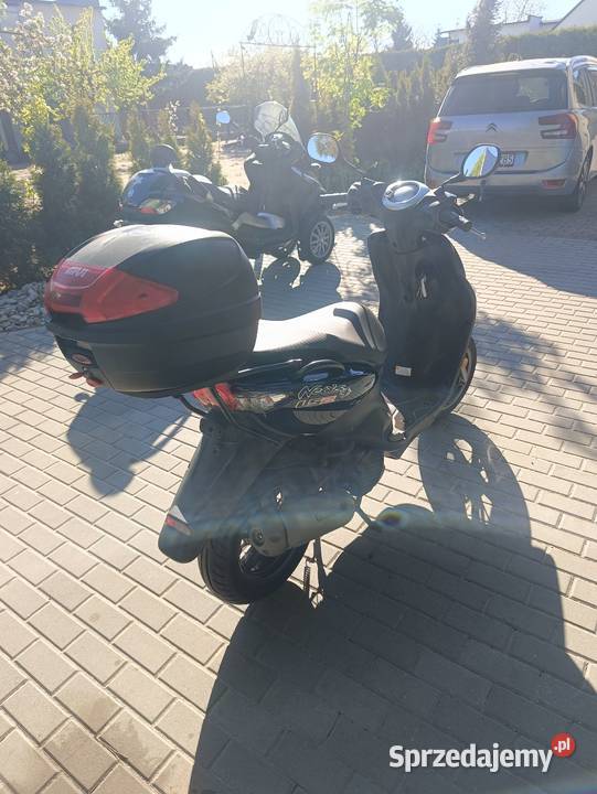 Yamaha neos 50 4t wtrysk czarny