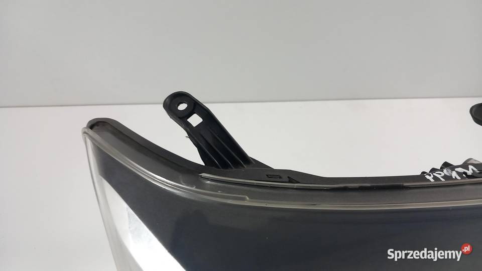 TOYOTA LAND CRUISER J150 FL LAMPA PRZÓD PRAWA osobowe Zbierkowo