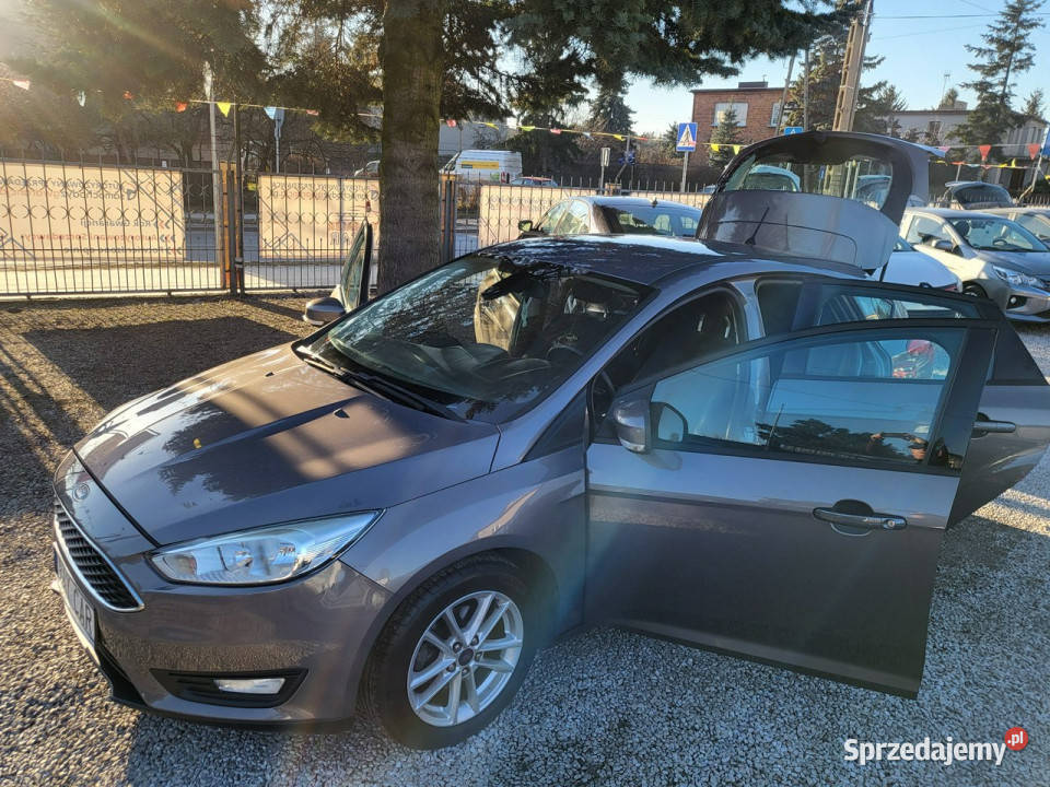 Ford Focus 16 125 100 Przebieg Dekra Faktury Z Pabianice