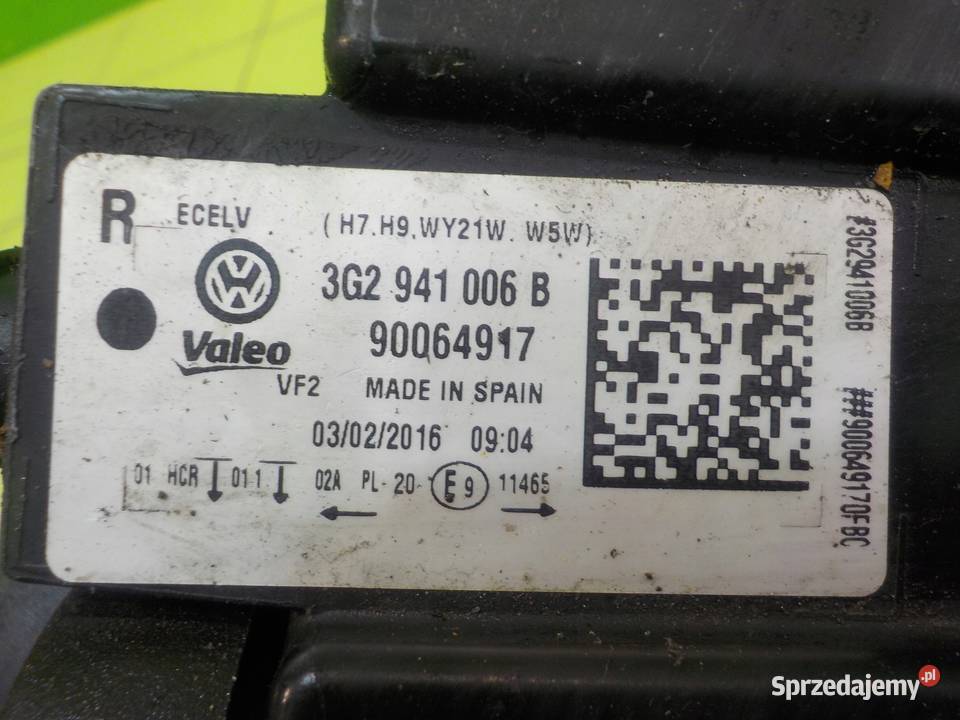 VW PASSAT B8 15r SEDAN 4D lampa prawa przod Suków