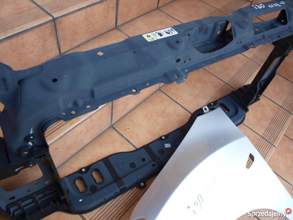Hyundai i30 lampa wzmocnienie błotnik lewy przód Karoseria Części wielkopolskie Kalisz