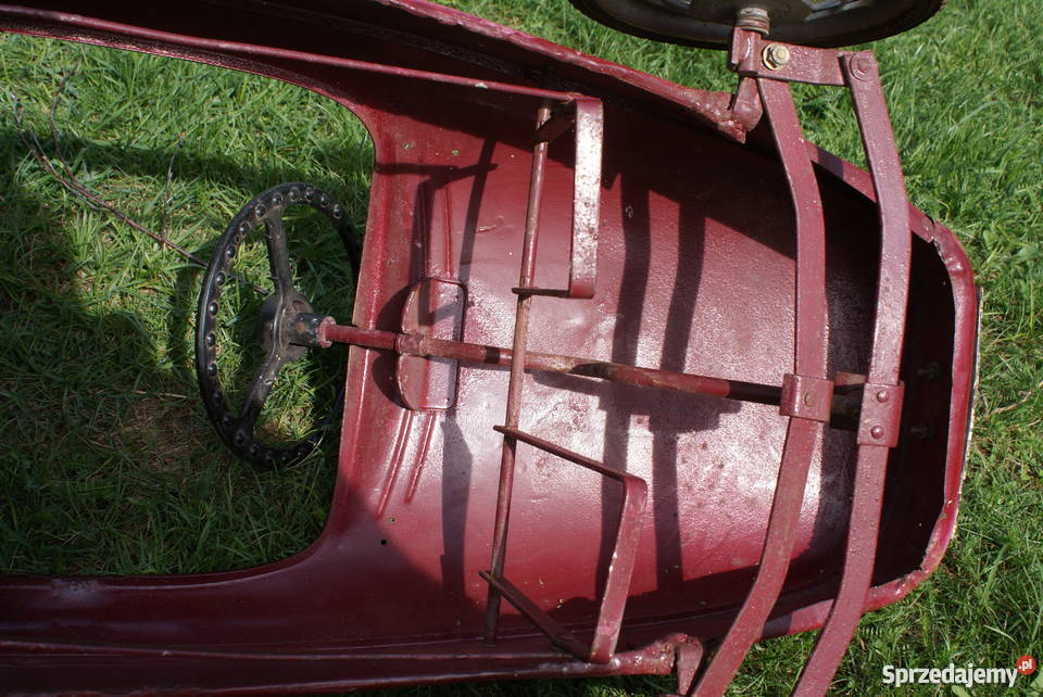 Stary kolekcjonerski samochód na pedały lata Pozostałe Warszawa