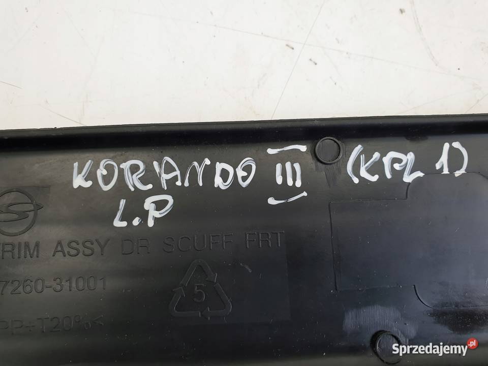 SsangYong Korando III LISTWY PROGOWE komplet osobowe Karoseria Chełm