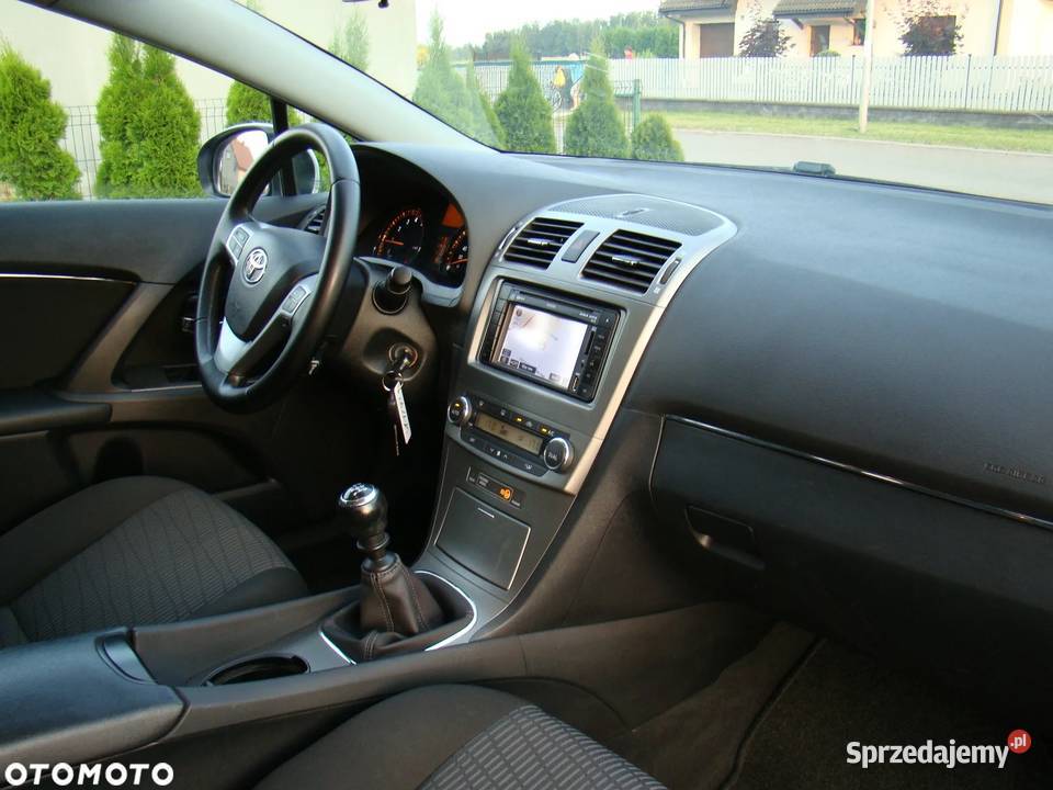 Sprzedam samochód Toyota Avensis Przemyśl