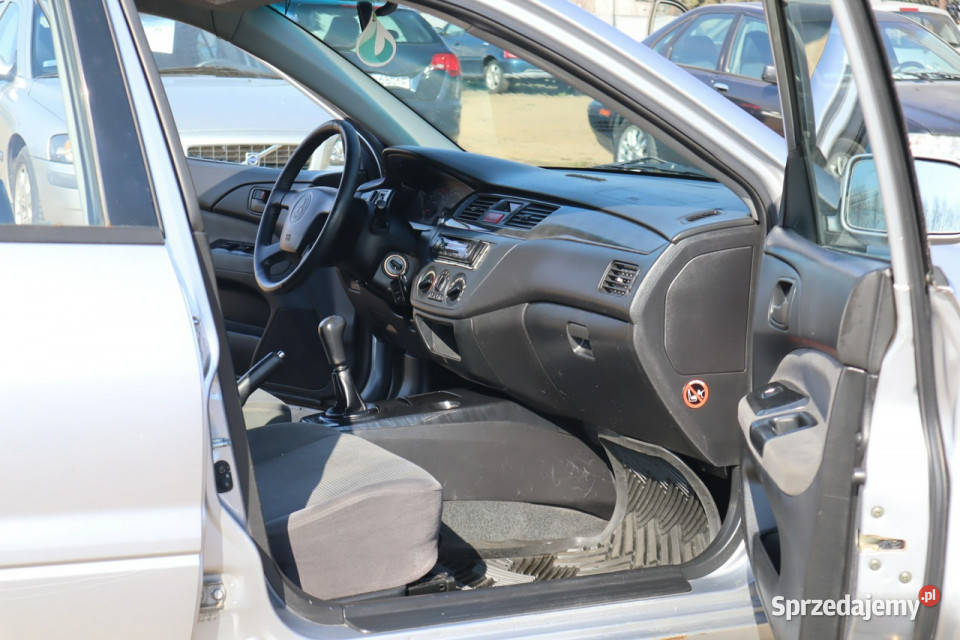 Mitsubishi Lancer 2006r 16 Gaz kombi tanio Warszawa
