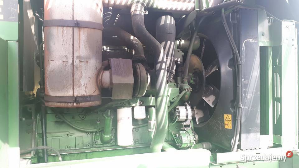 Sieczkarnia JD 6810 Wołów