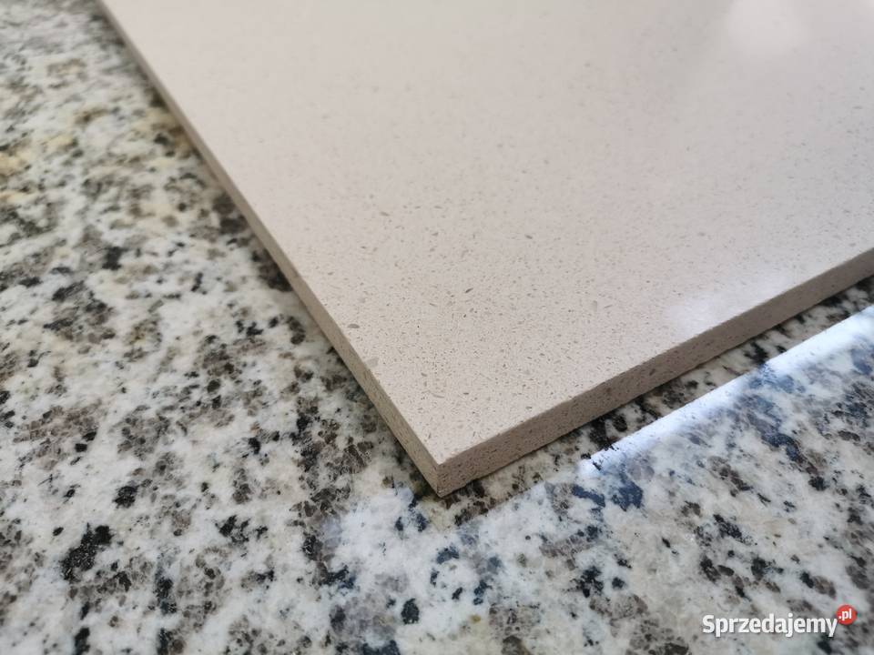 Płytki ze spieku kwarcowego BEIGE ARENA 60x60x12 Przemyśl