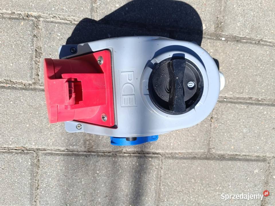 Gniazdo 400v 32A 5 p Bocheniec