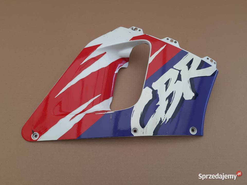 HONDA CBR 900RR OWIEWKA PRAWY BOCZEK OSŁONA