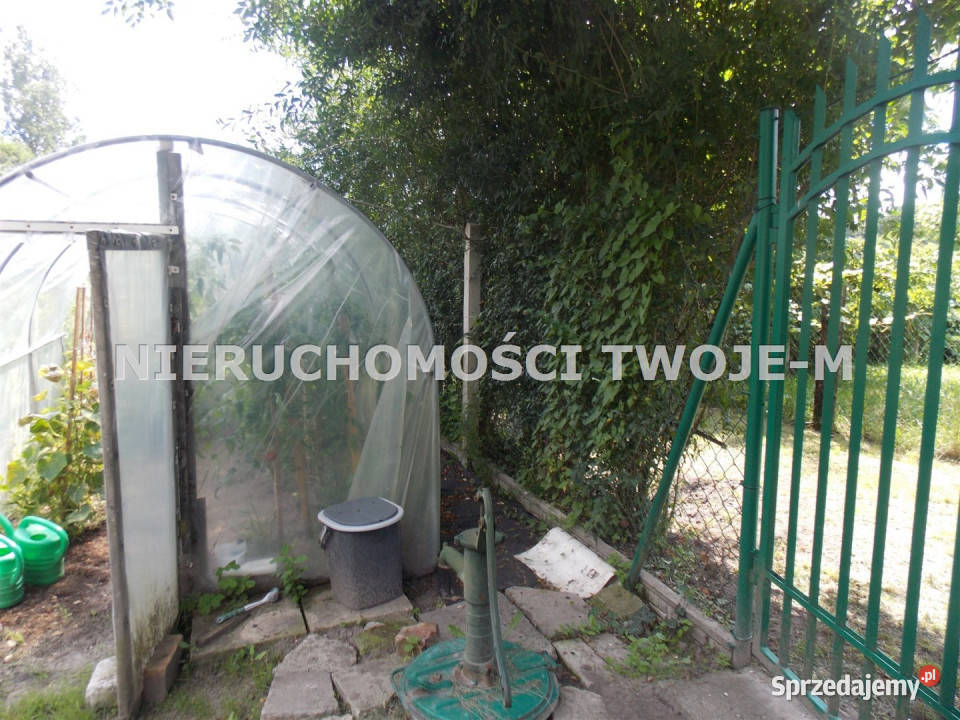 Grunt 490m2 Ostrowiec Świętokrzyski