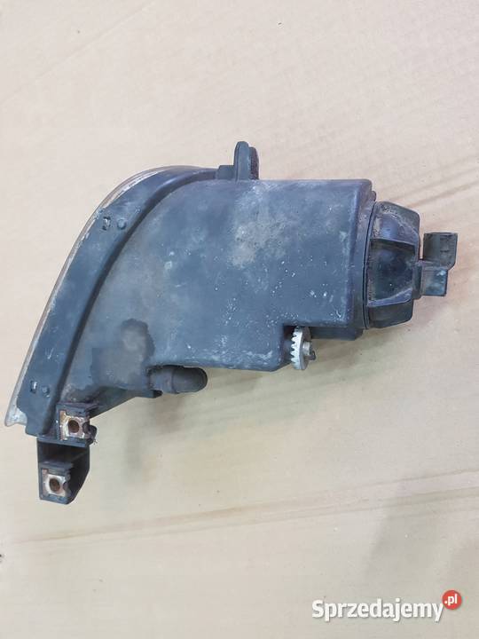 HALOGEN PRAWY LEXUS IS SPORT CROSS 0105 WYSYŁKA wielkopolskie Międzychód