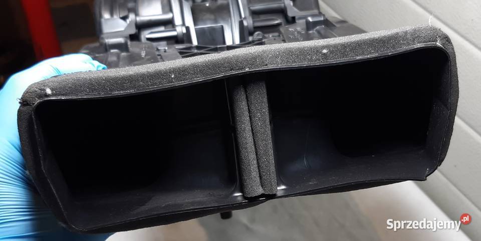 NAGRZEWNICA KLIMATYZACJI TYŁ AUDI Q7 4M Mielęcin